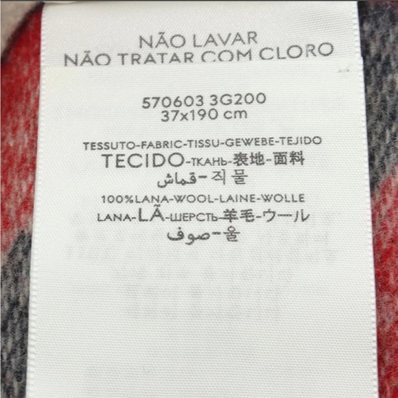 🔥🔥🔥NWT Authentic GUCCI scarf 100% wool - Picture 8 of 9